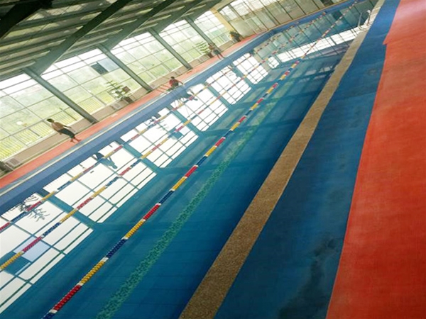 河南郑州游泳馆